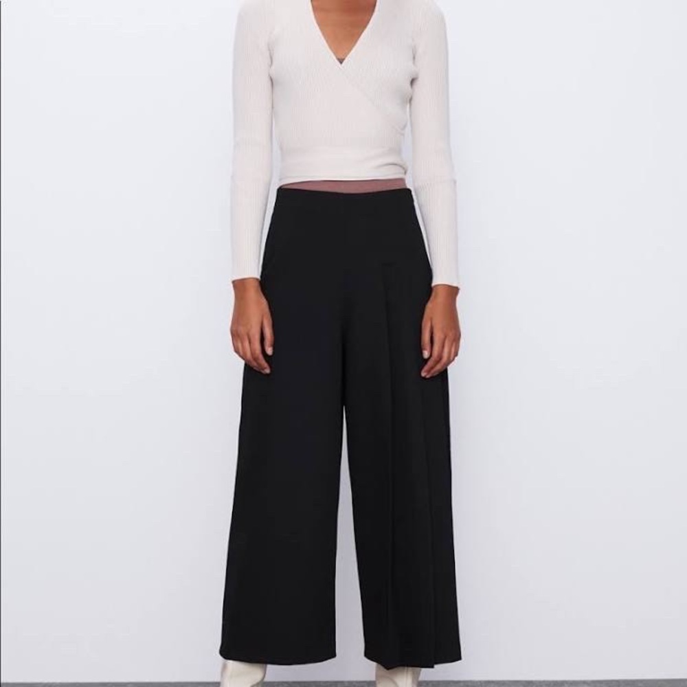 Zara Black High Waisted Wide Leg Trousers